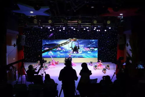 廣電專業(yè)演播劇場，快來預(yù)定吧！廣播電視節(jié)目制作經(jīng)營的理想選擇